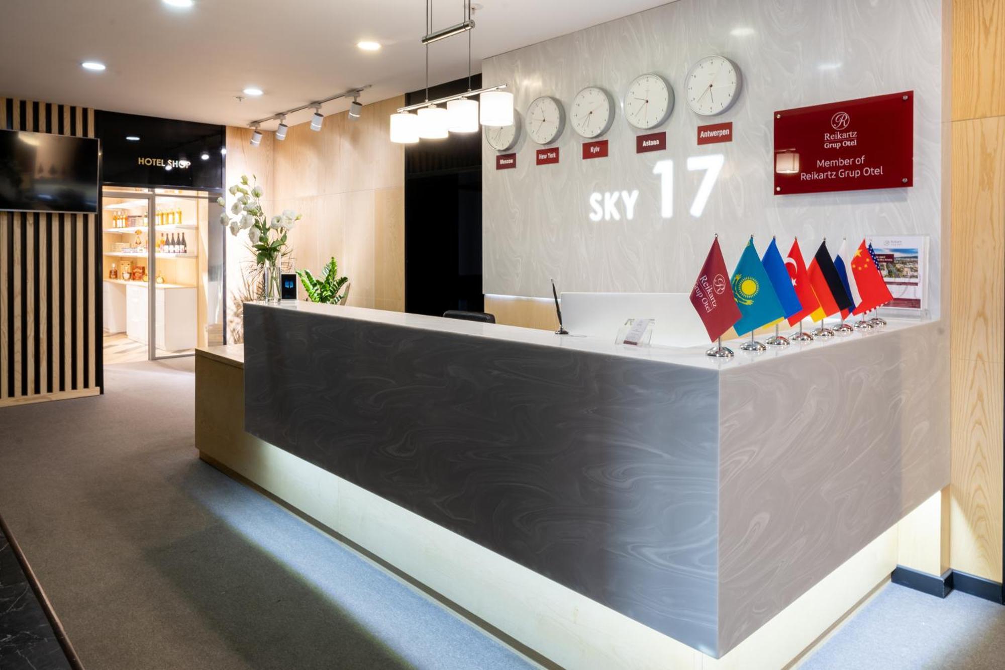 Hotel Reikartz Sky Almaty Exterior foto
