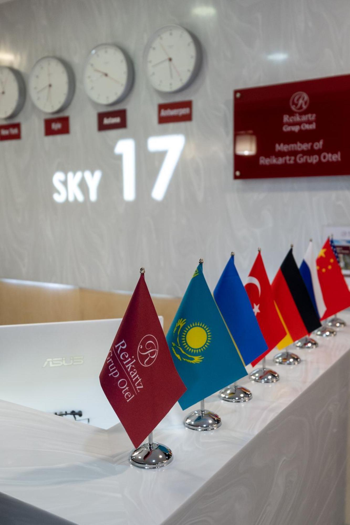 Hotel Reikartz Sky Almaty Exterior foto